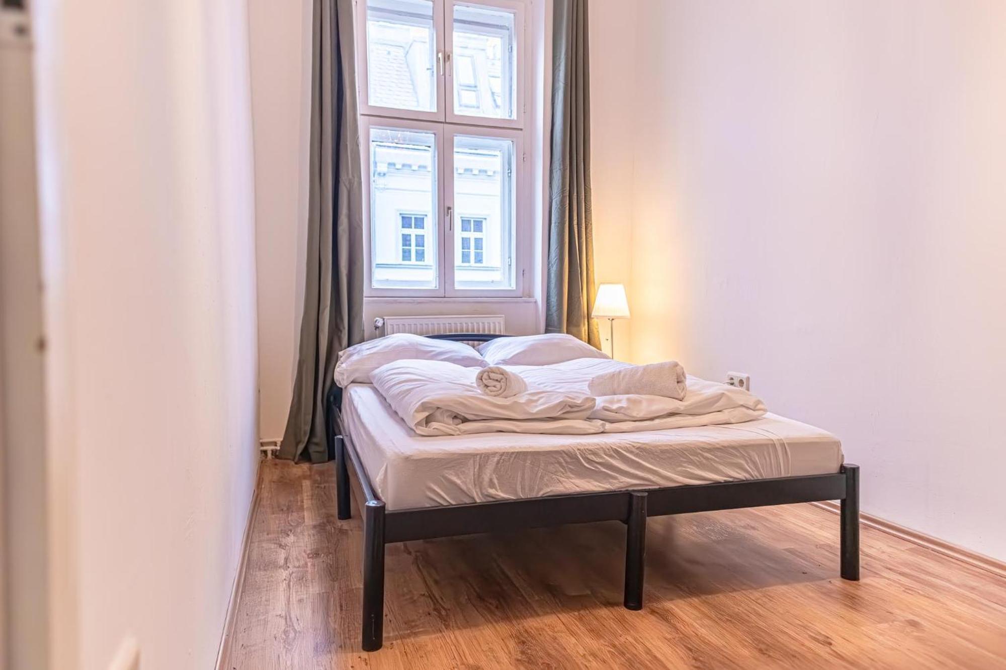 Spacious 2Br Apt -Near Wiener Stadthalle Burggassewiener Well Located Viena Exterior foto