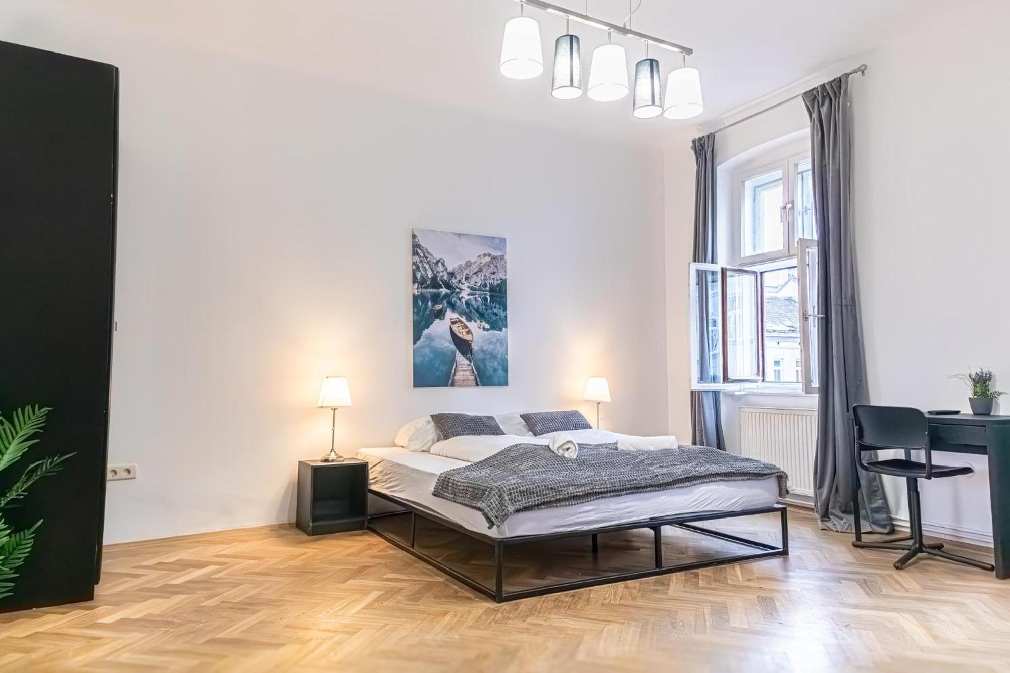 Spacious 2Br Apt -Near Wiener Stadthalle Burggassewiener Well Located Viena Exterior foto