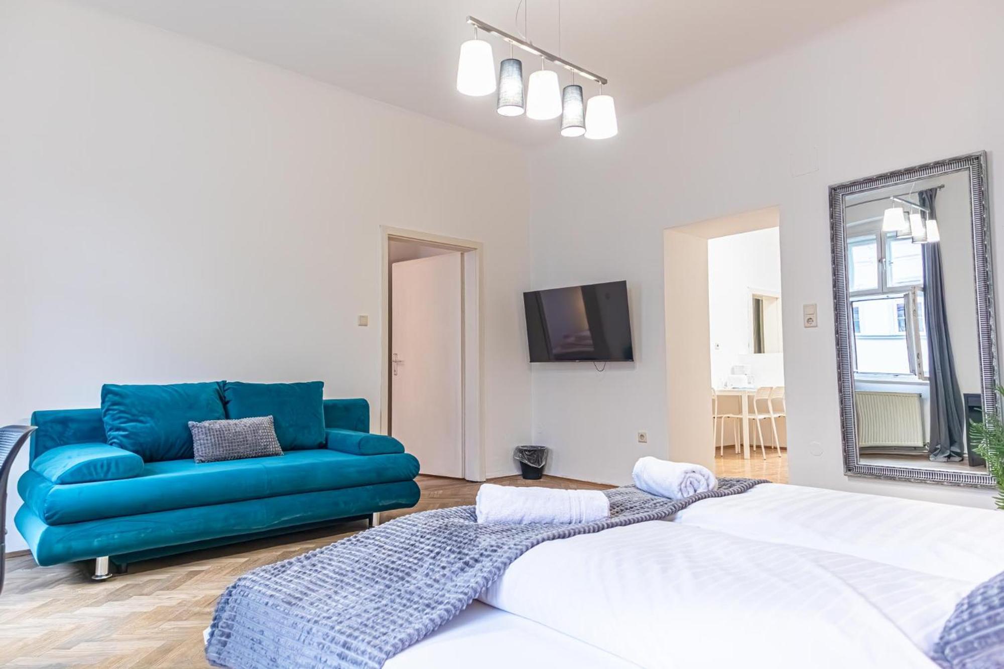 Spacious 2Br Apt -Near Wiener Stadthalle Burggassewiener Well Located Viena Exterior foto