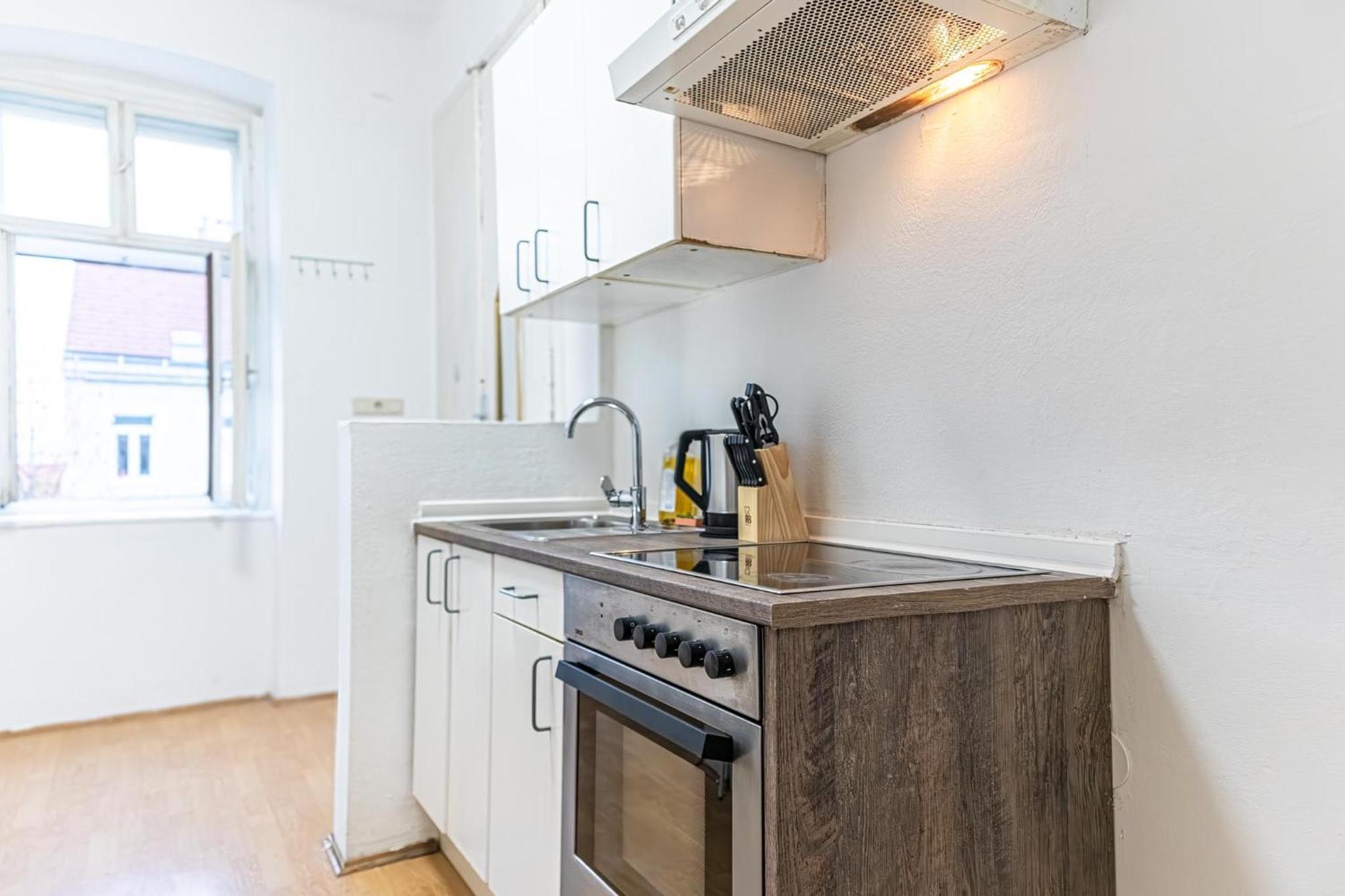 Spacious 2Br Apt -Near Wiener Stadthalle Burggassewiener Well Located Viena Exterior foto